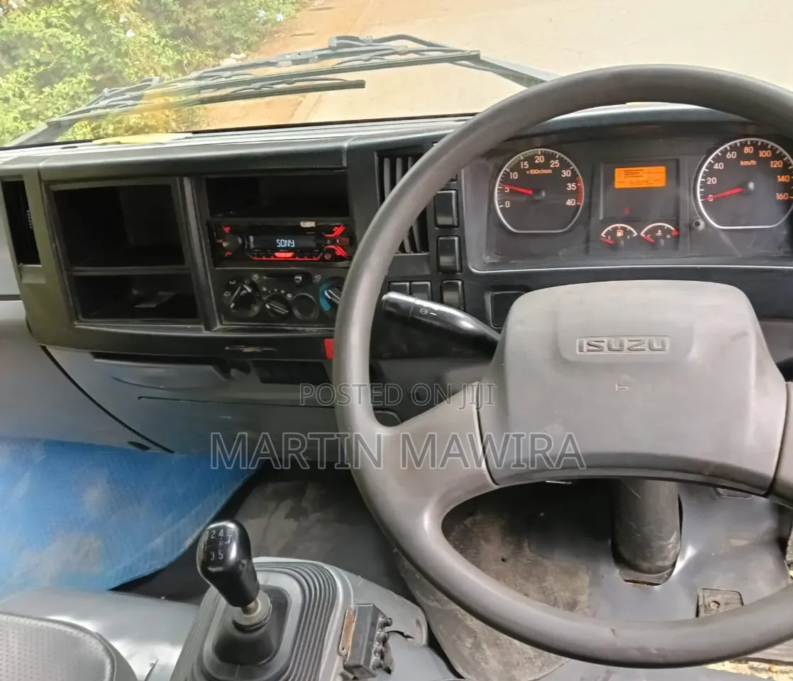 Isuzu FRR Closed Lorry 2020 White