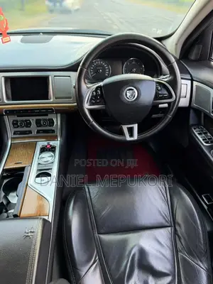 Jaguar XF 2014 White