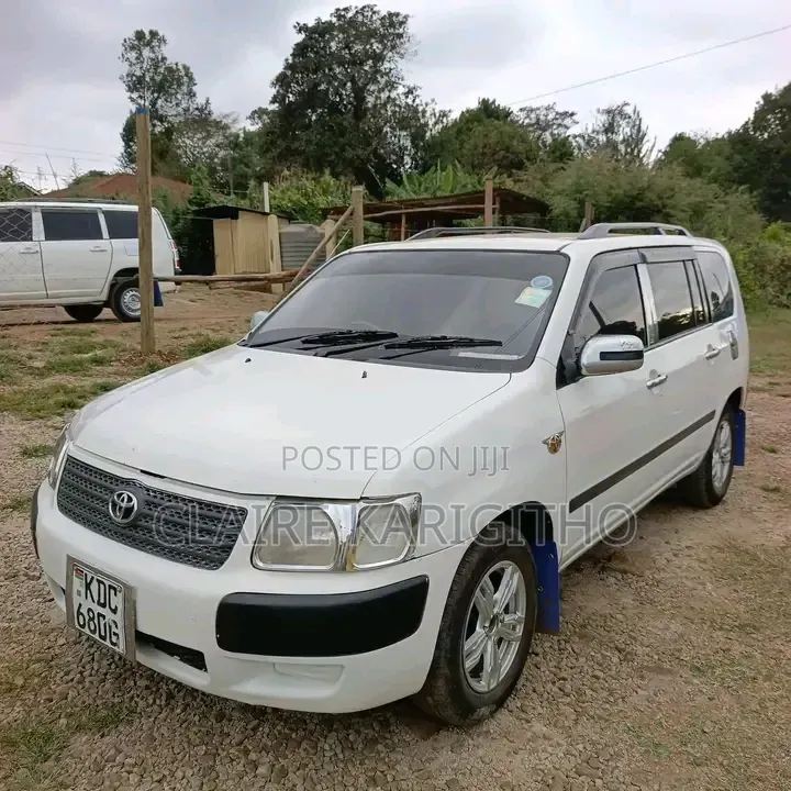Toyota Succeed SV Premium 2014 White