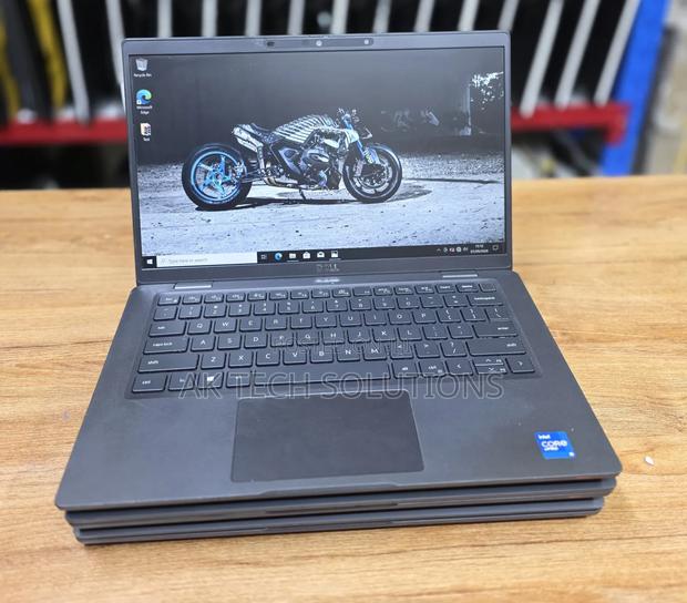 Laptop Dell Latitude 7320 16GB Intel Core i5 SSD 512GB