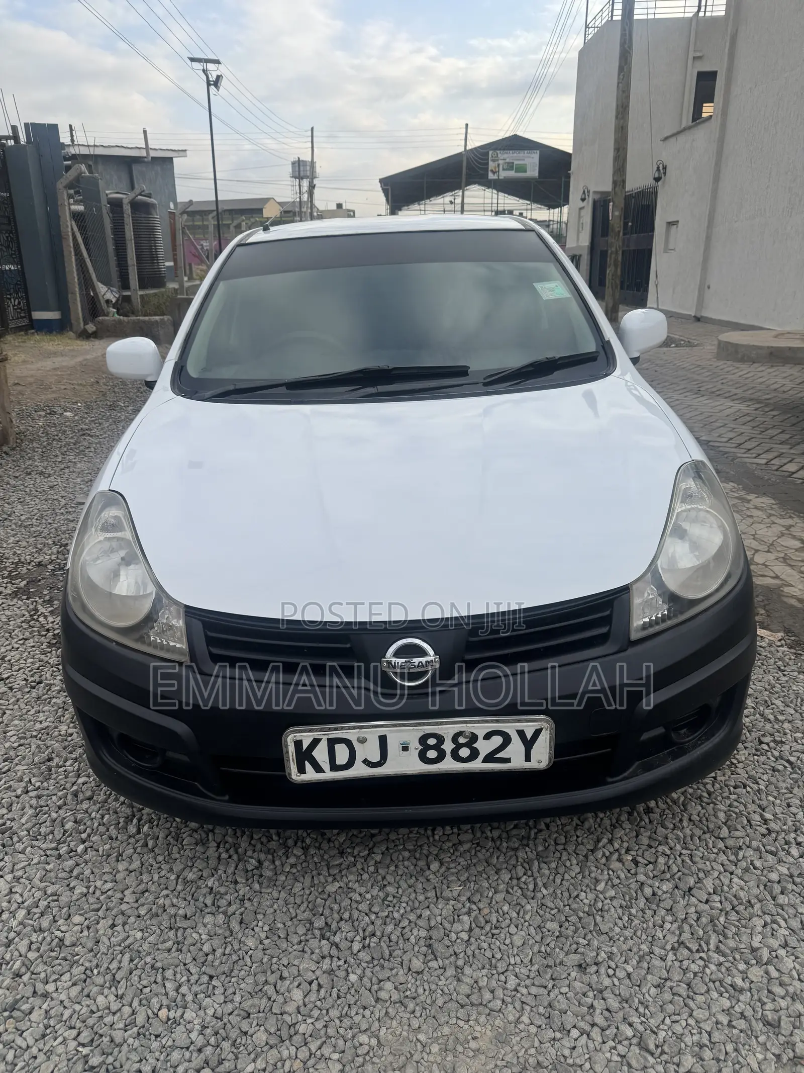 Nissan Advan 2015 White