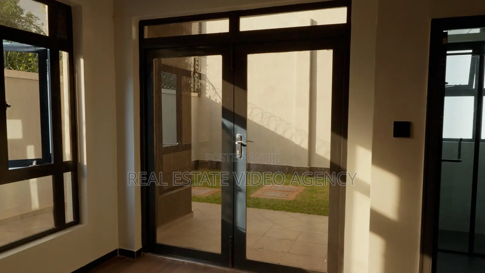 Real Estate Cinematic Housetours and Drone Coverage