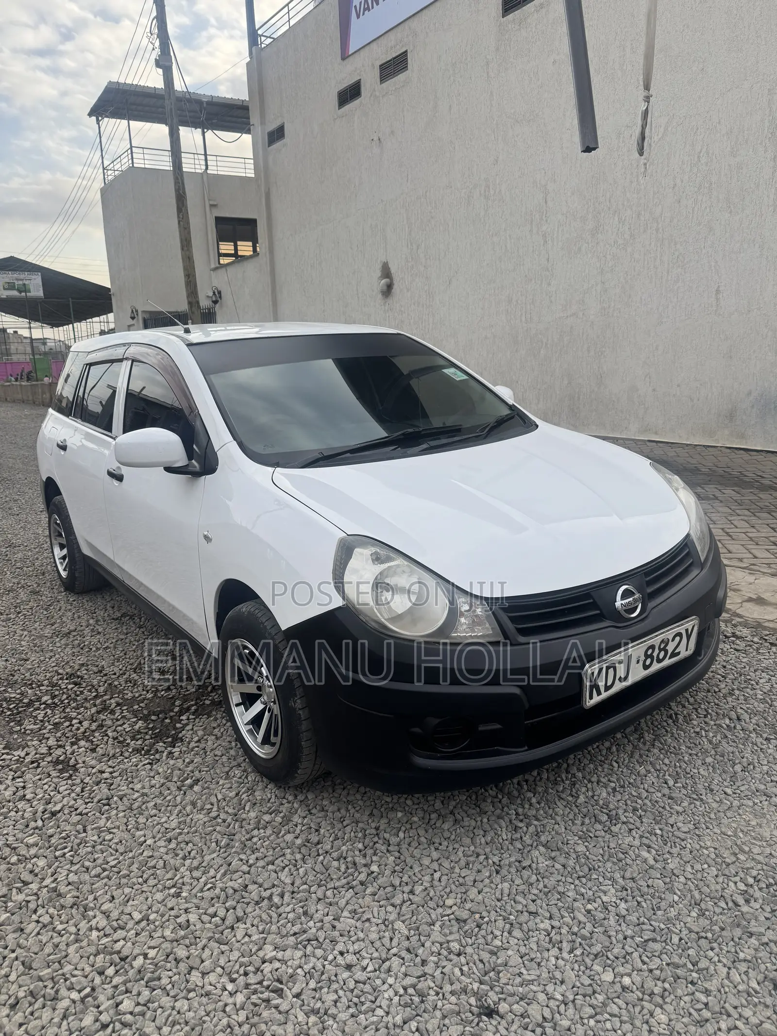 Nissan Advan 2015 White