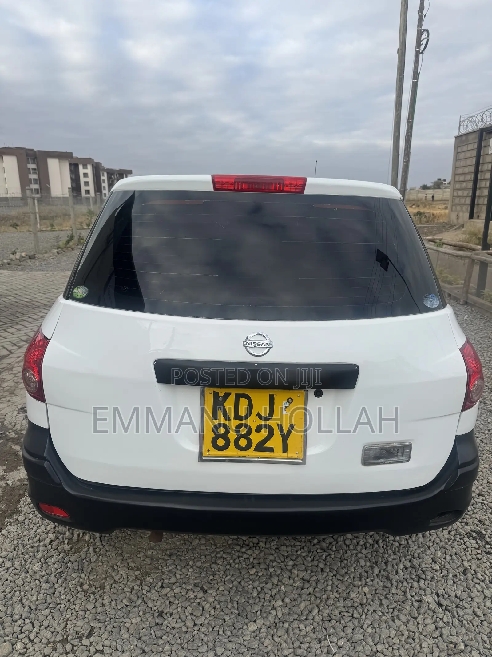 Nissan Advan 2015 White