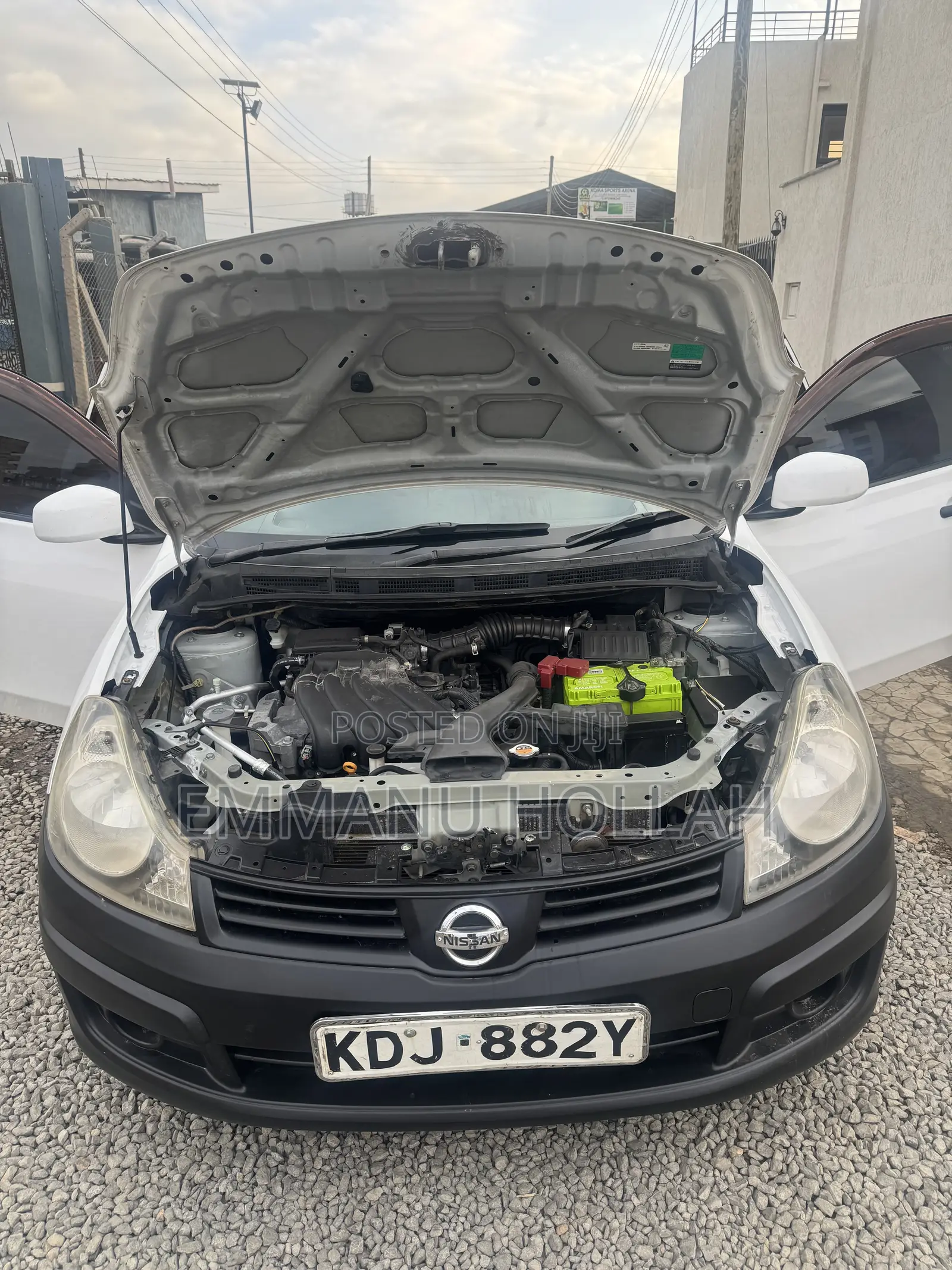 Nissan Advan 2015 White