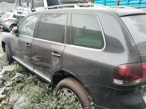 Volkswagen Touareg 2006 Black