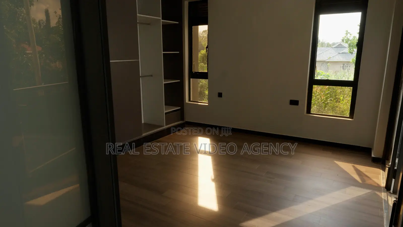 Real Estate Cinematic Housetours and Drone Coverage