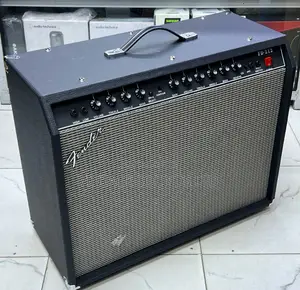 Fender FD-212 Lead Guitar Combo Amplifier
