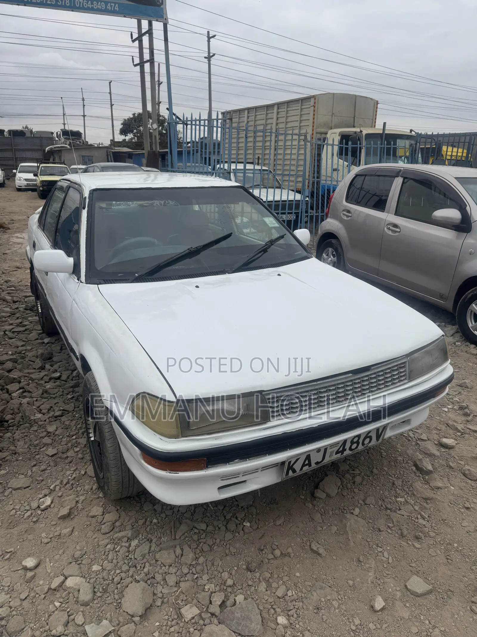Toyota Corolla Sedan 1999 White