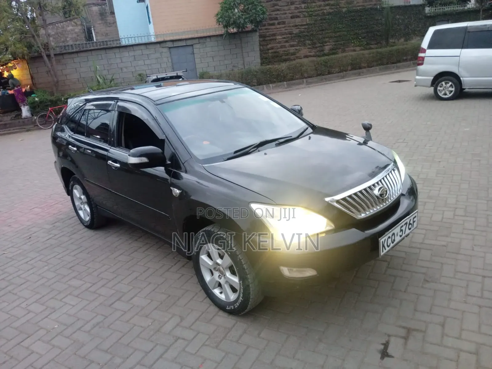 Toyota Harrier 2.4 2011 Black