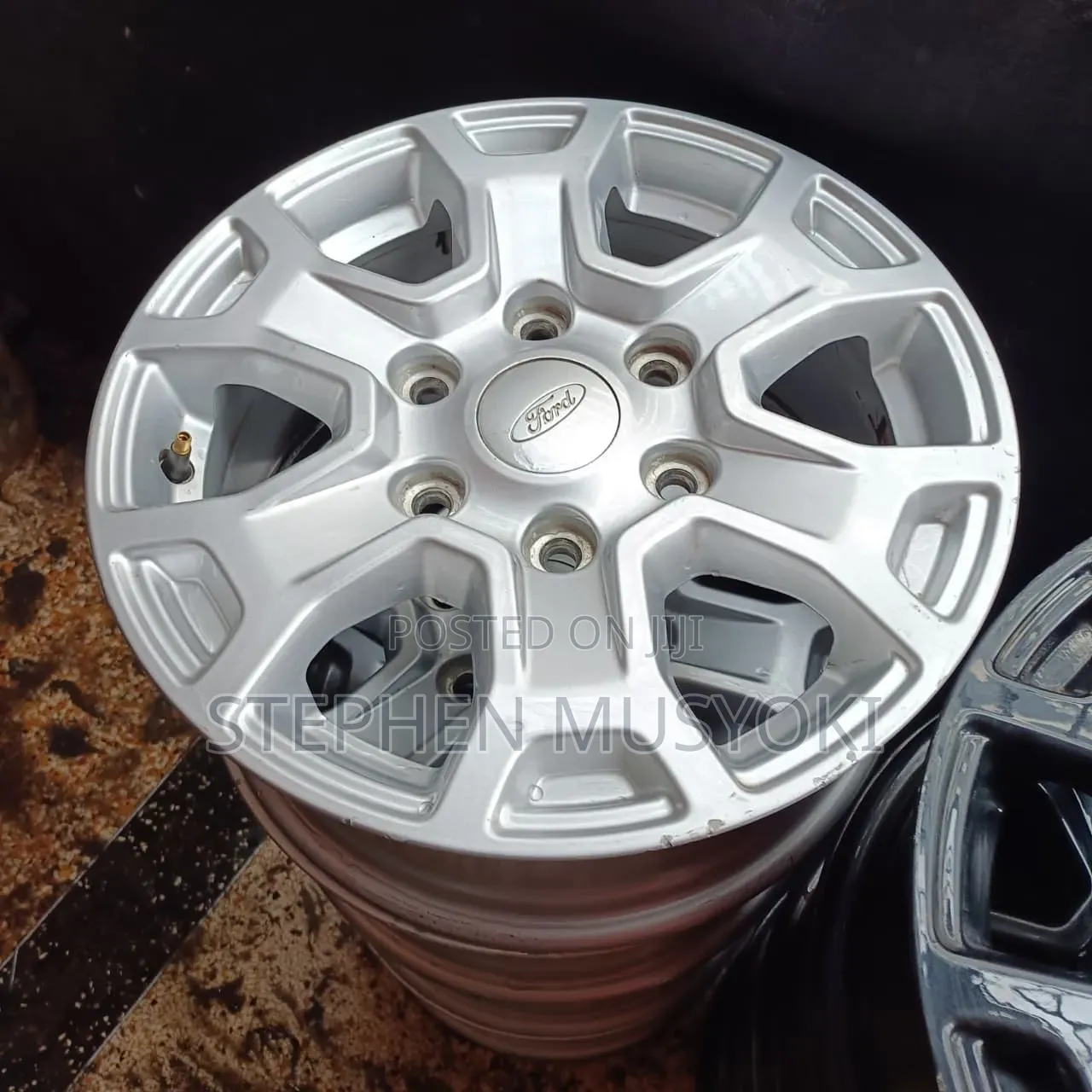 Ford Ranger Raptor [4x4] Size 16inch Rims