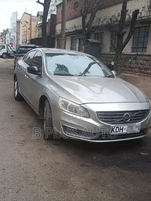 Volvo S60 2014 Silver