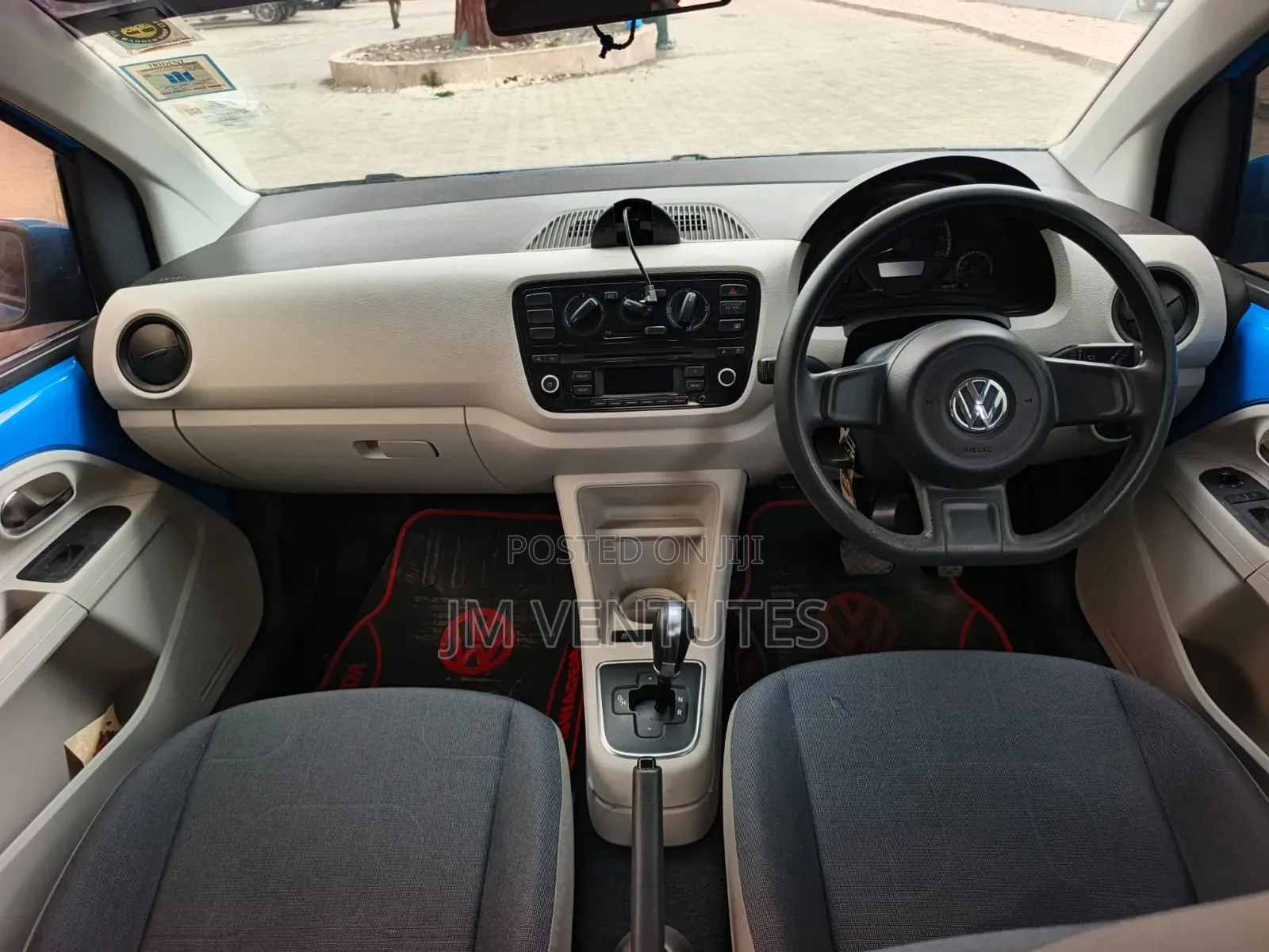 Volkswagen Up 2015 Blue