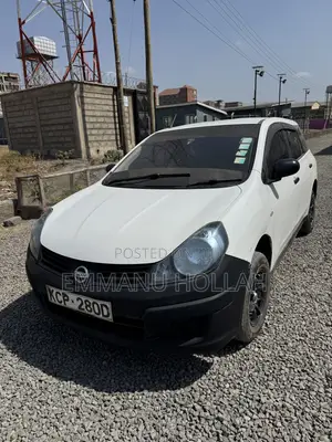 Nissan Advan 2010 White
