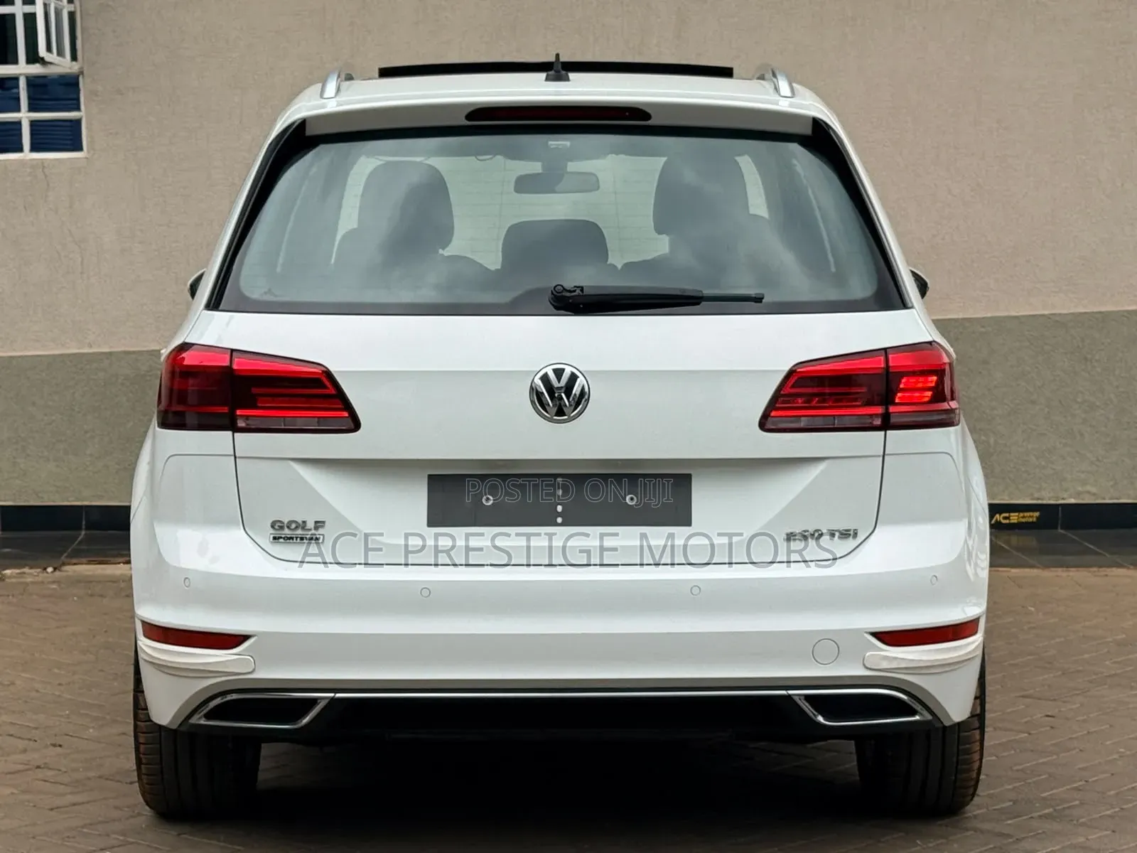 Volkswagen Touran 2019 White