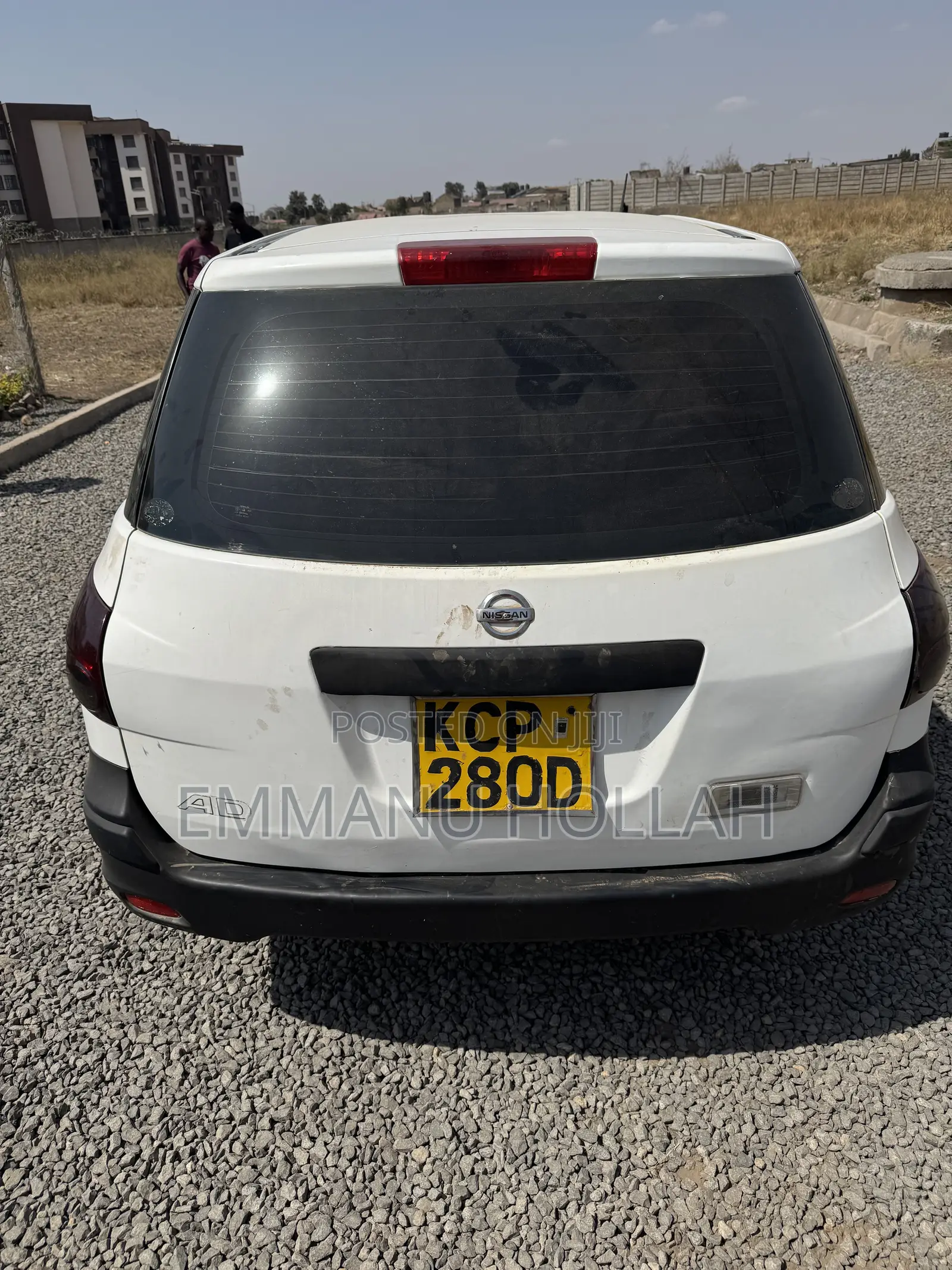 Nissan Advan 2010 White