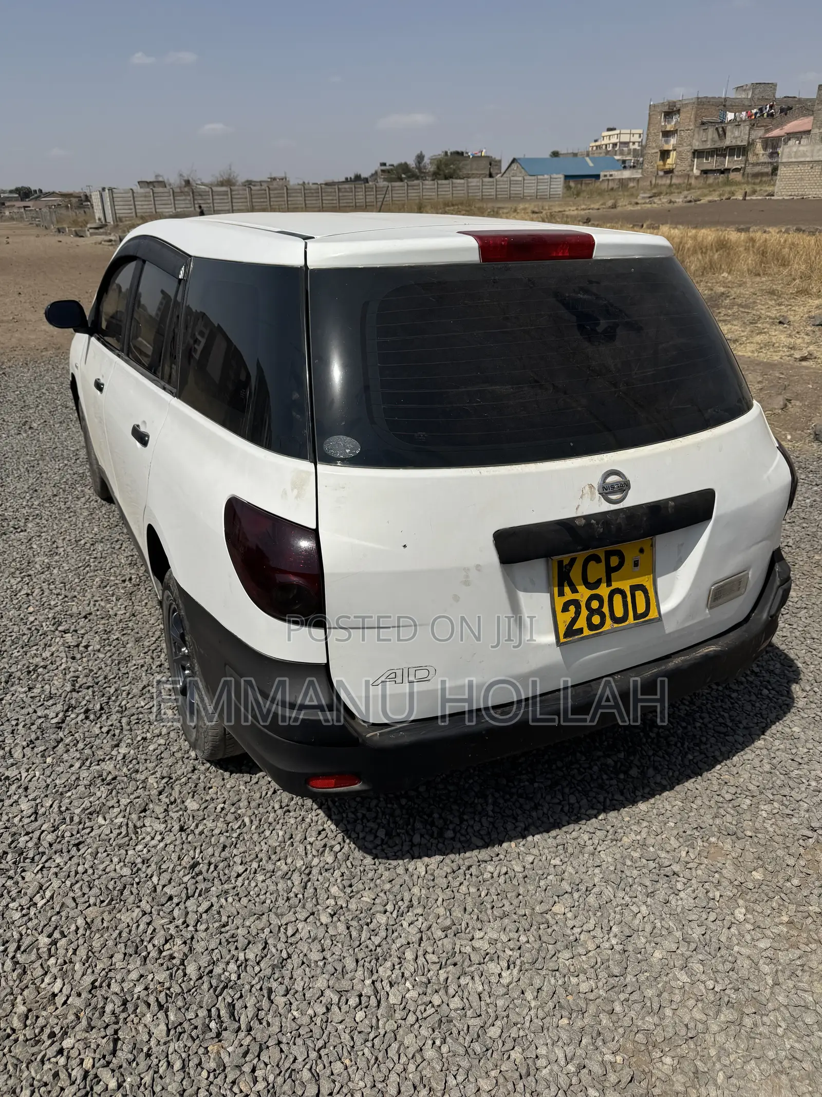 Nissan Advan 2010 White