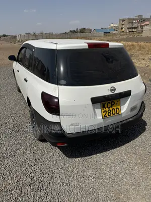Nissan Advan 2010 White