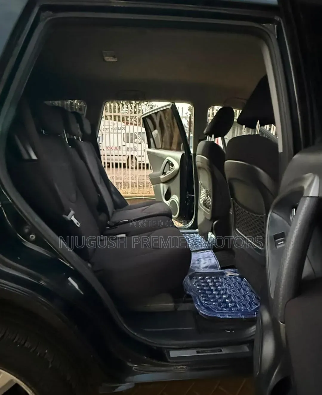 Toyota Vanguard 2013 Black