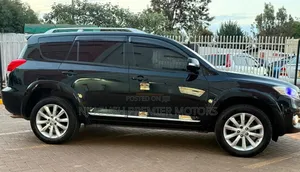 Toyota Vanguard 2013 Black