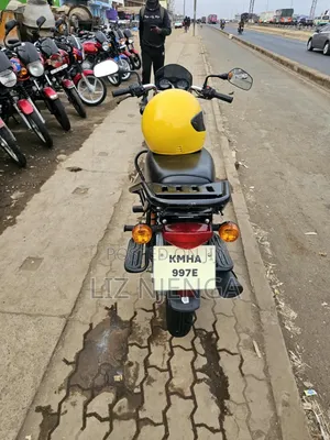 Bajaj Boxer 125 2026 Red