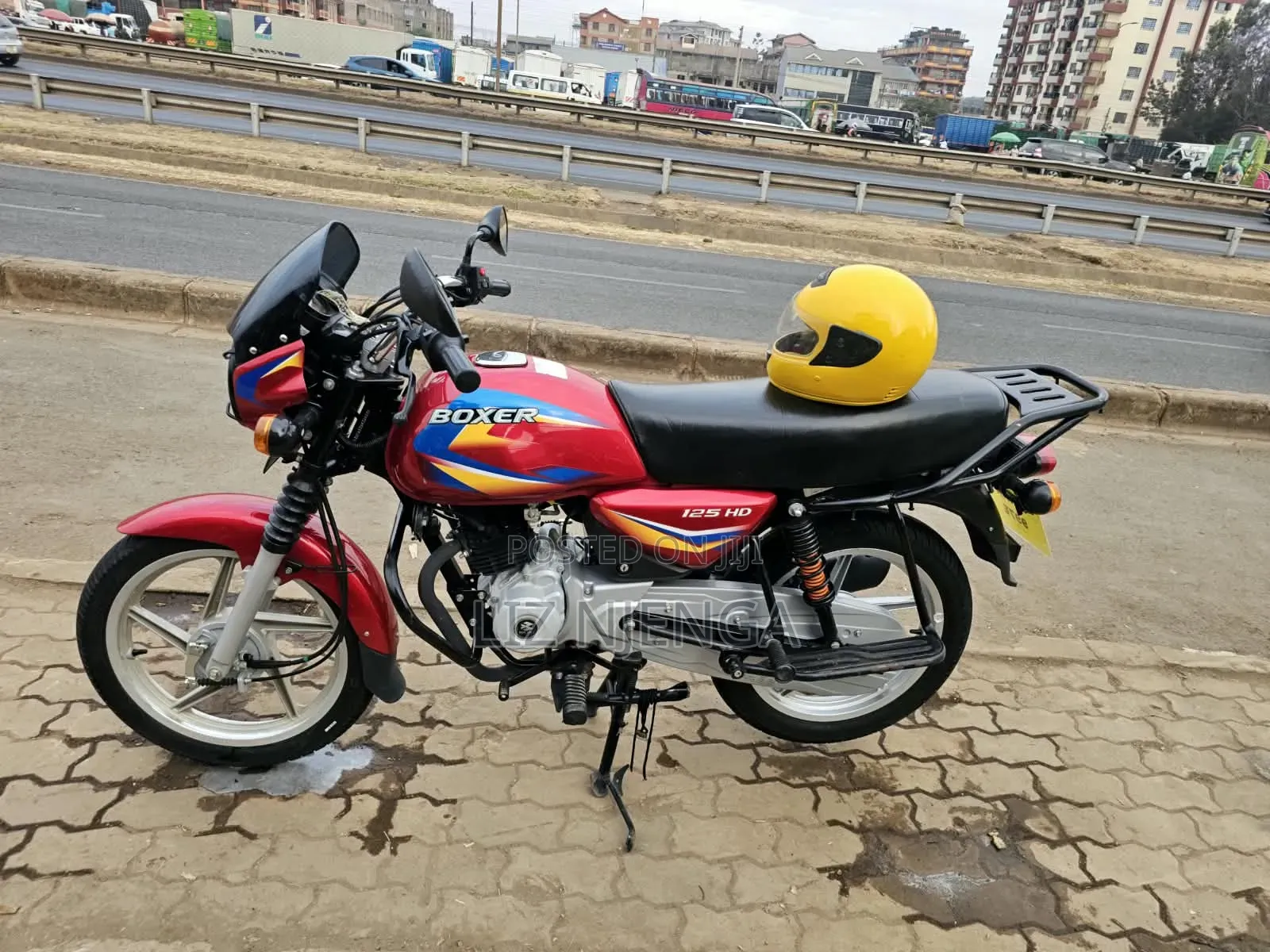 Bajaj Boxer 125 2026 Red