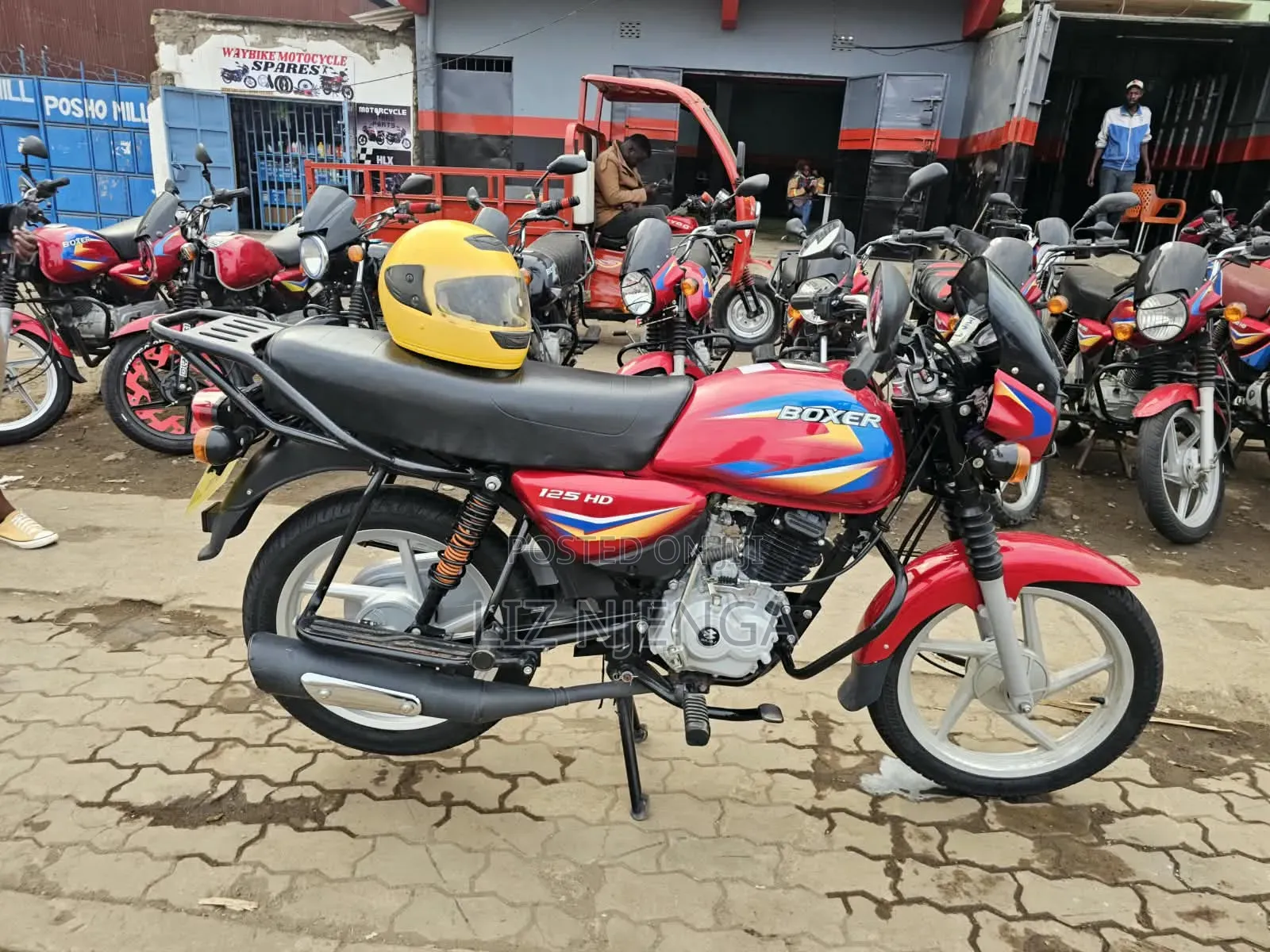 Bajaj Boxer 125 2026 Red