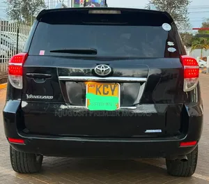 Toyota Vanguard 2013 Black