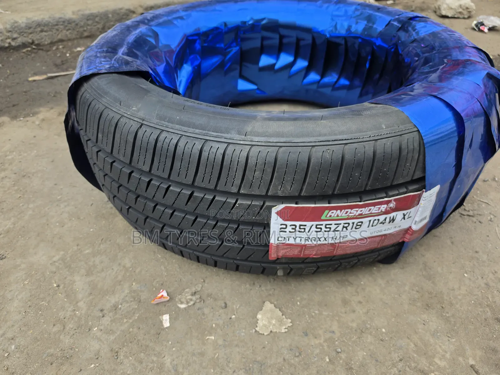 235 /55 18 LANDSPIDER TIRES (Thailand)