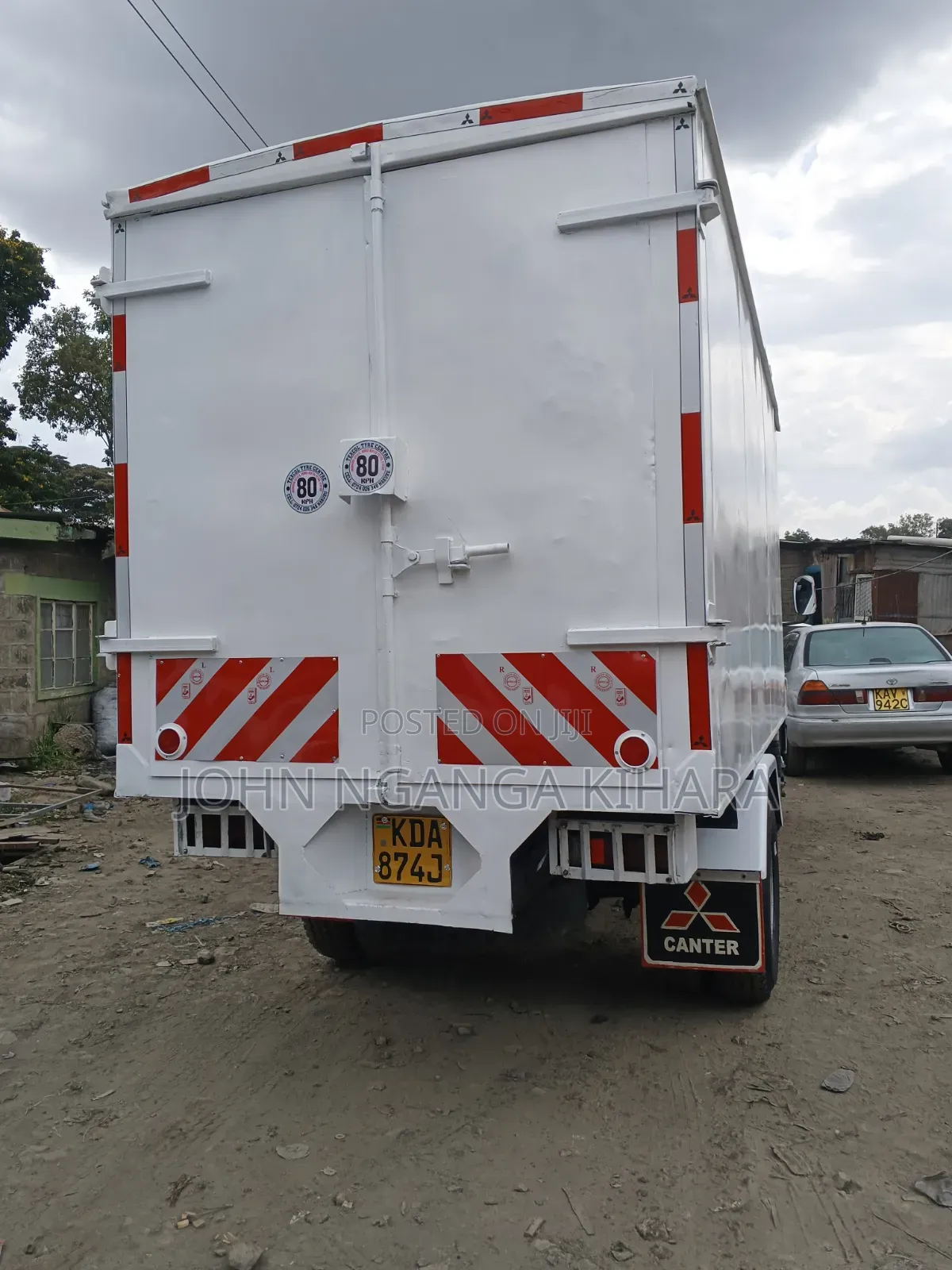 Mitsubishi Canter 4d33 14fit Long 2014 White