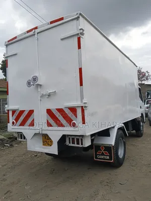 Mitsubishi Canter 4d33 14fit Long 2014 White