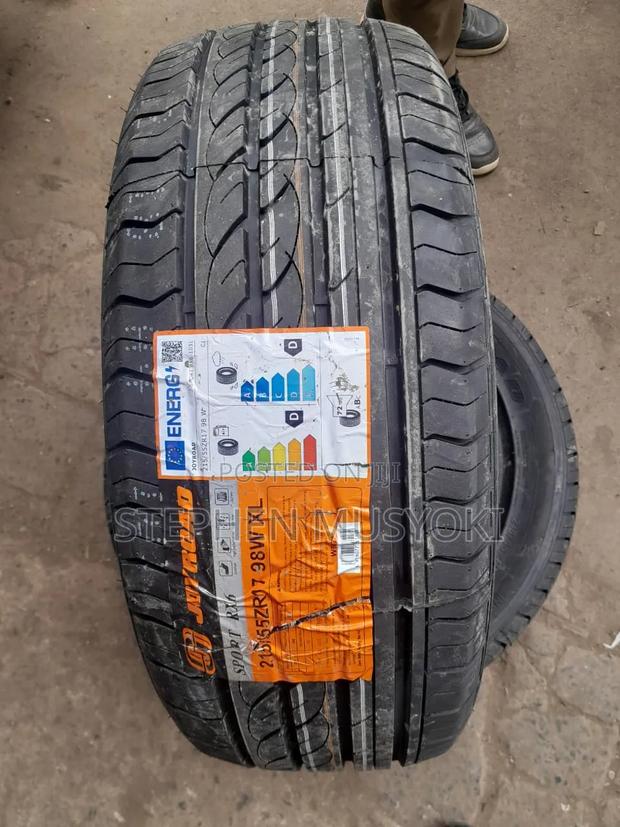 215/55r17 Joyroad Tyre - main view