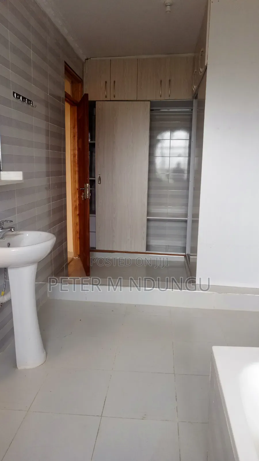 4bdrm Maisonette in Membley for rent