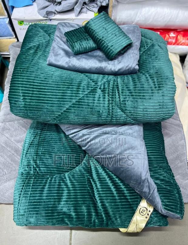 4pc High Quality Warm Velvet Duvet Set | TC Brand | 6x6/6x7