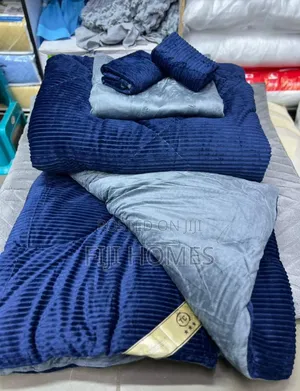 4pc High Quality Warm Velvet Duvet Set | TC Brand | 6x6/6x7