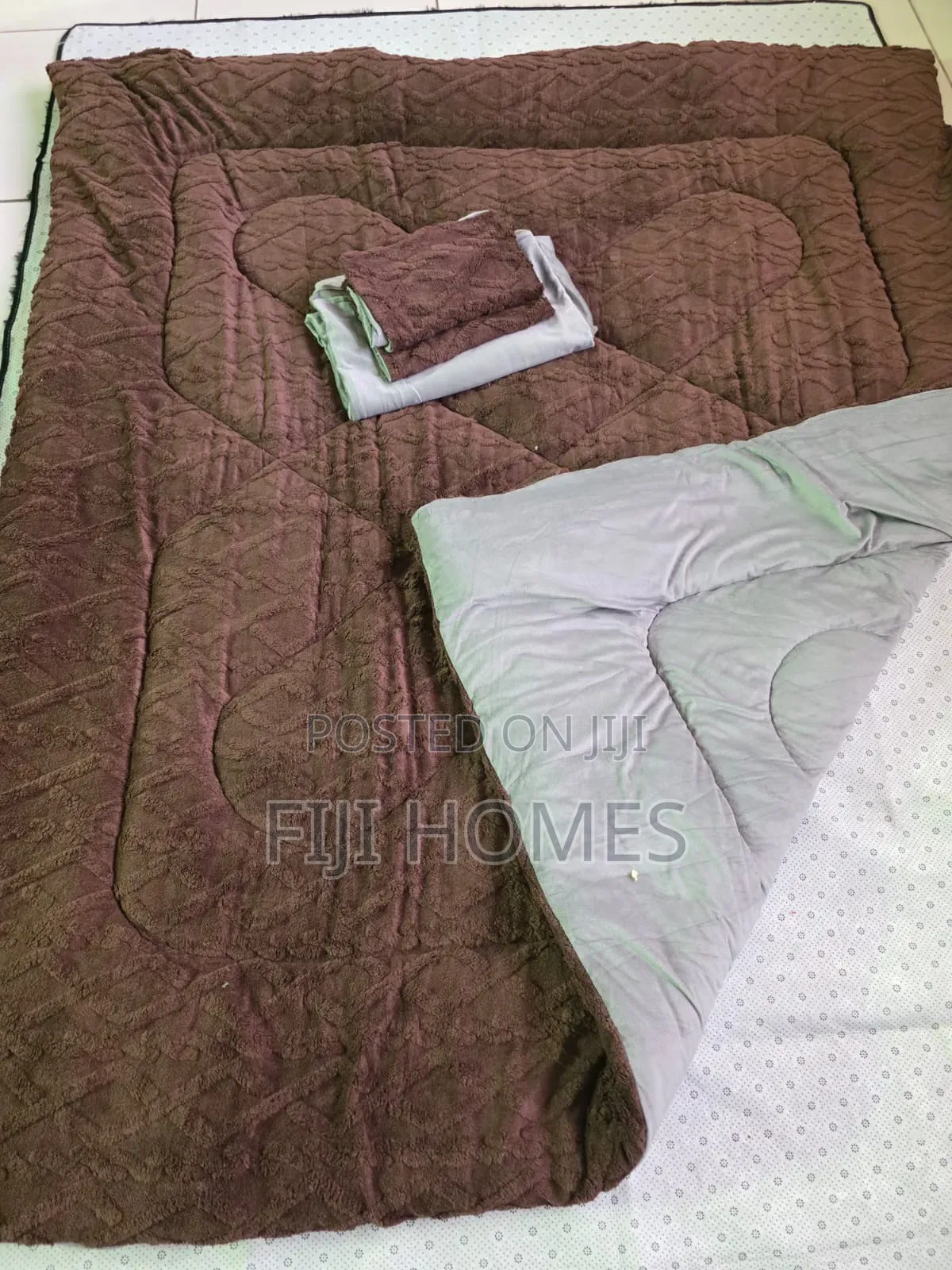 4pc Warm Heavy Sherpa Fleece Duvet Set | 6x6/6x7