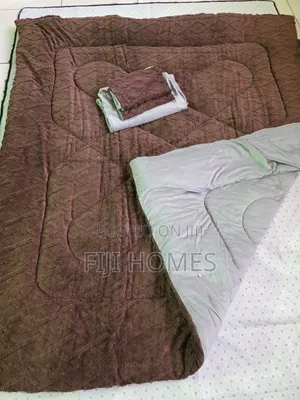 4pc Warm Heavy Sherpa Fleece Duvet Set | 6x6/6x7