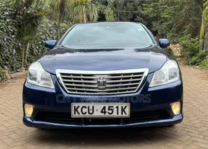 Toyota Crown 2012 Blue