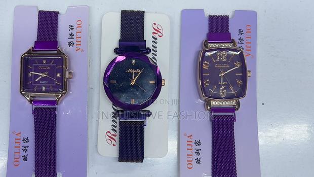 Ladies Watch - thumbnail 3