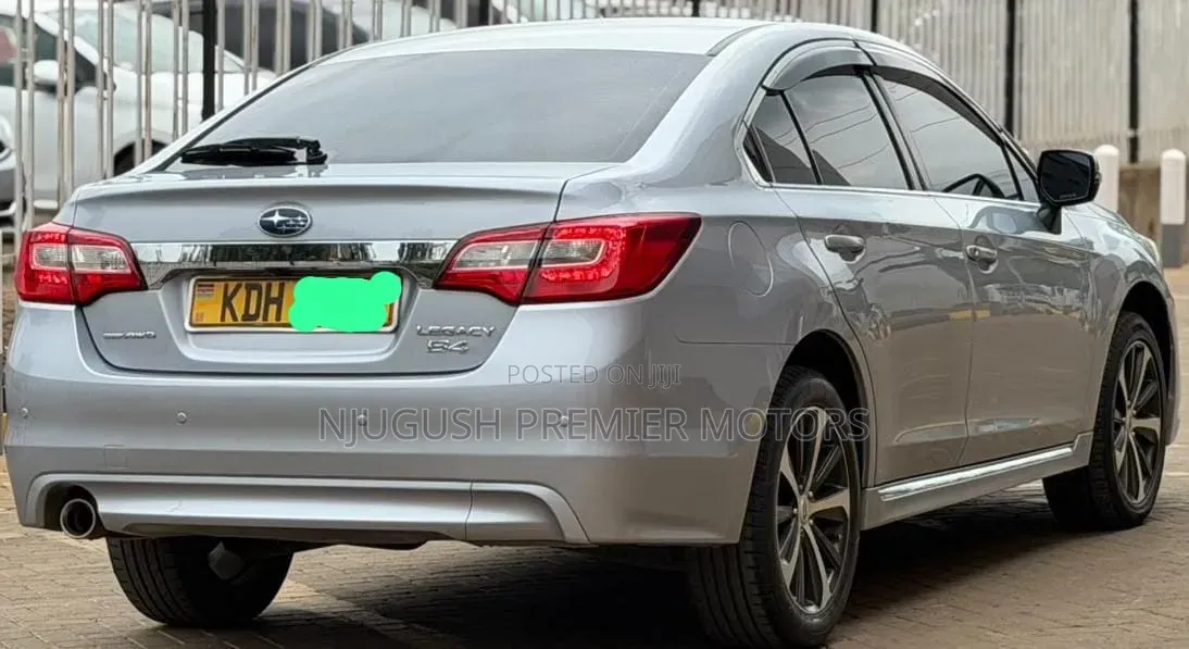 Subaru Legacy 2014 White