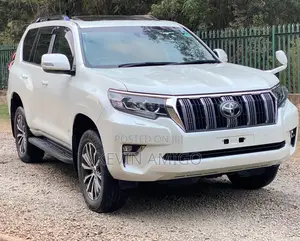 Toyota Land Cruiser Prado 2019 White