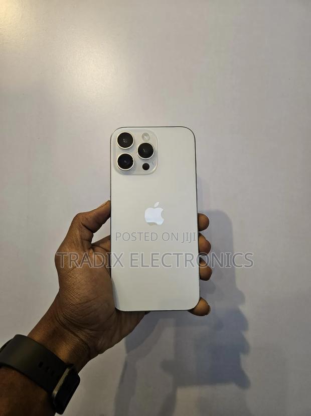 Apple iPhone 16 Pro Max 256 GB White