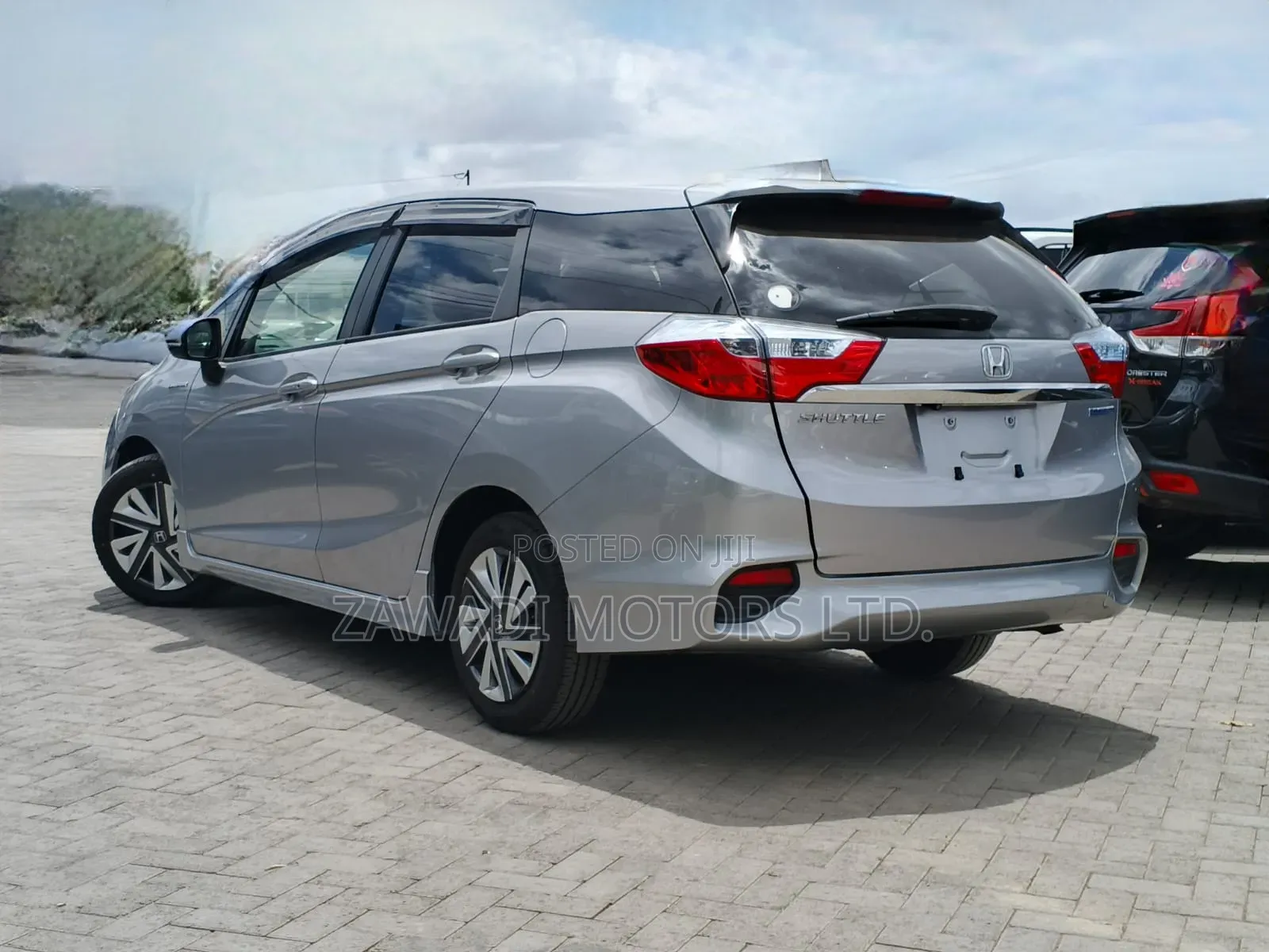 Honda Fit Shuttle 1.5 Hybrid 2WD 2019 Silver