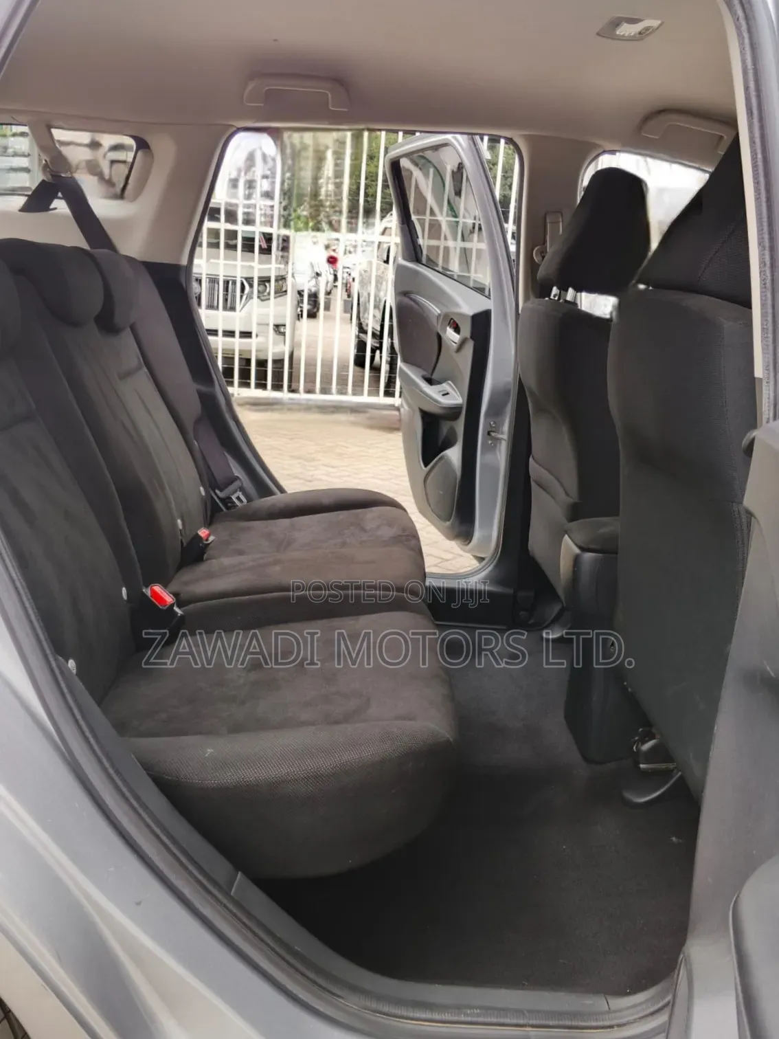 Honda Fit Shuttle 1.5 Hybrid 2WD 2019 Silver
