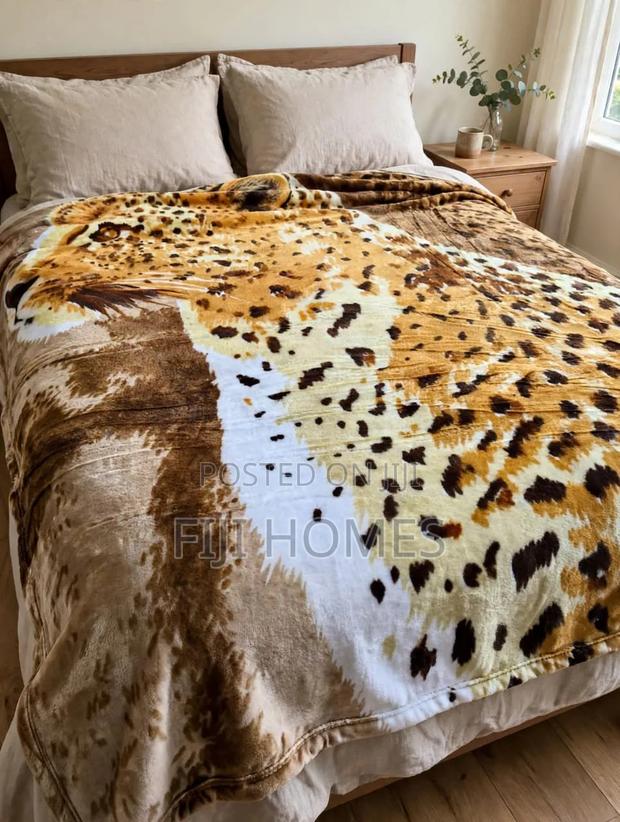 Heavy Warm Cozy Blanket | 6x6 | 6kg - thumbnail 2