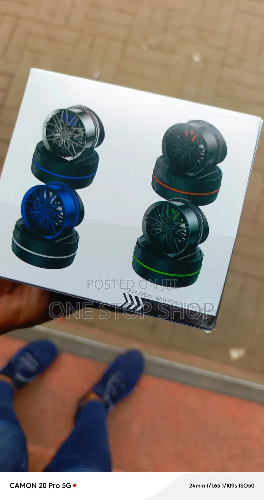 Rim Designed Aromatherapy Solar Powered Refillable Core Air Freshener