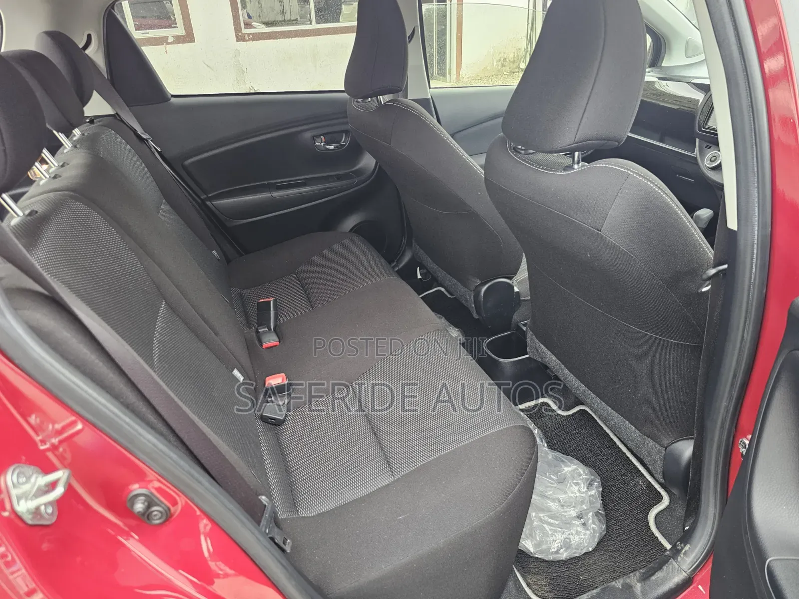 Toyota Vitz 1.3 FWD 5dr 2019 Maroon