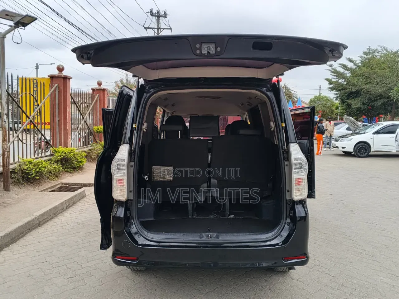 Toyota Voxy 2013 Black