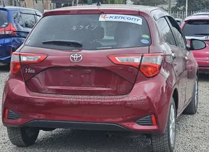 Toyota Vitz 1.3 FWD 5dr 2019 Maroon