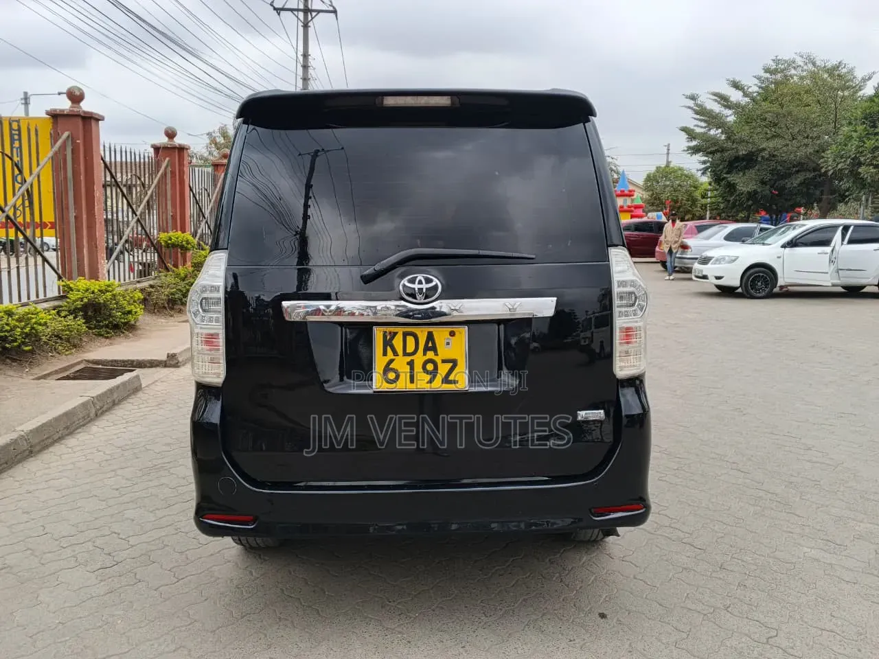 Toyota Voxy 2013 Black